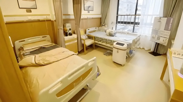 办理深圳户口算分_于佩尔：热爱永远不会消失 于佩尔热爱永远不会消今年